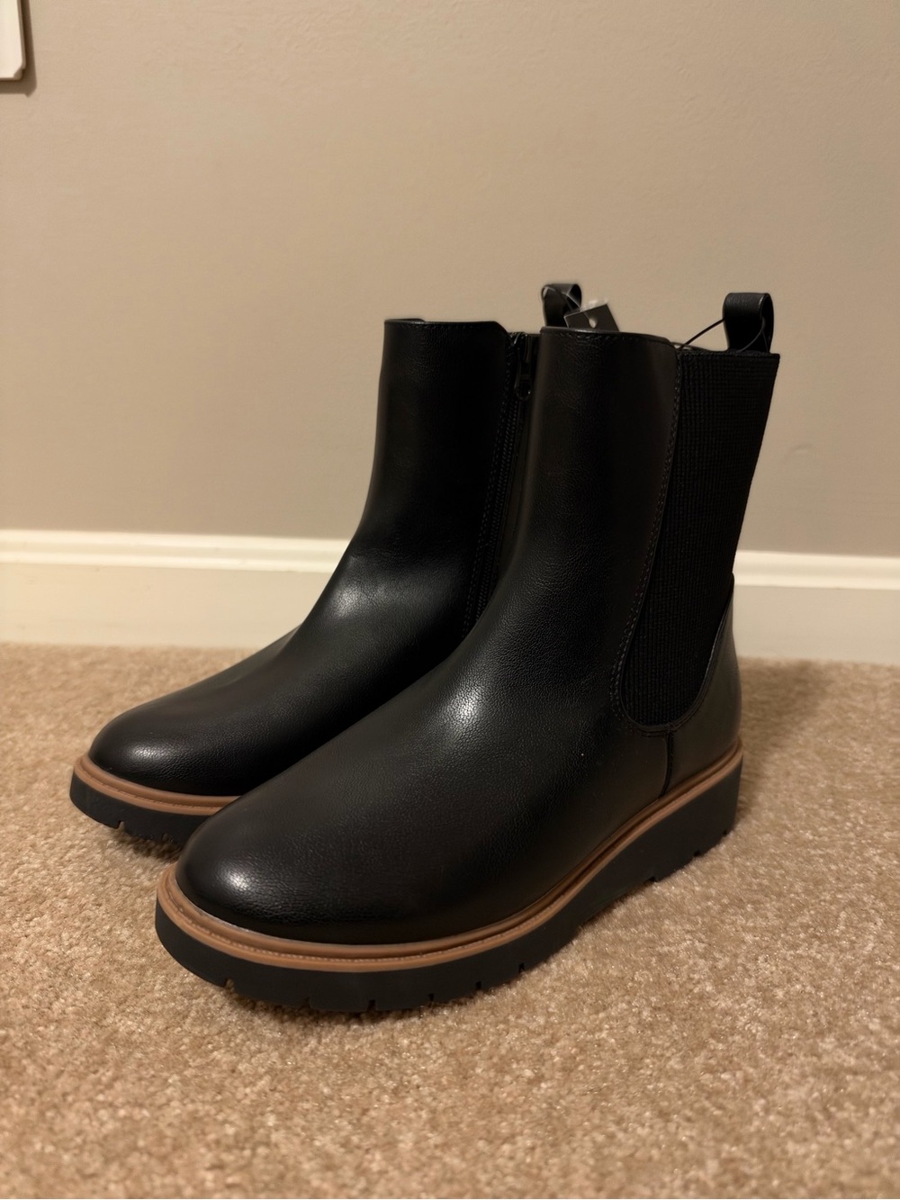 art class Black Chelsea Boots with Brown Trim